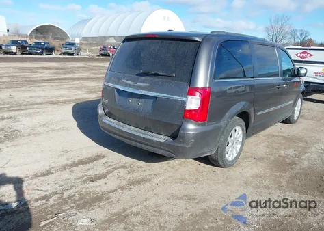 2016 Chrysler Town & Country Touring from USA, damaged, VIN 2C4RC1BG6GR292199